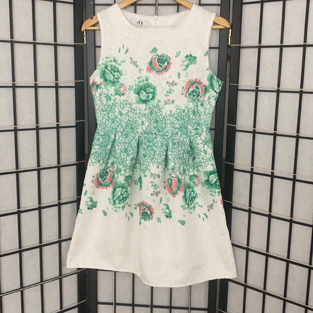 Cute short white dress